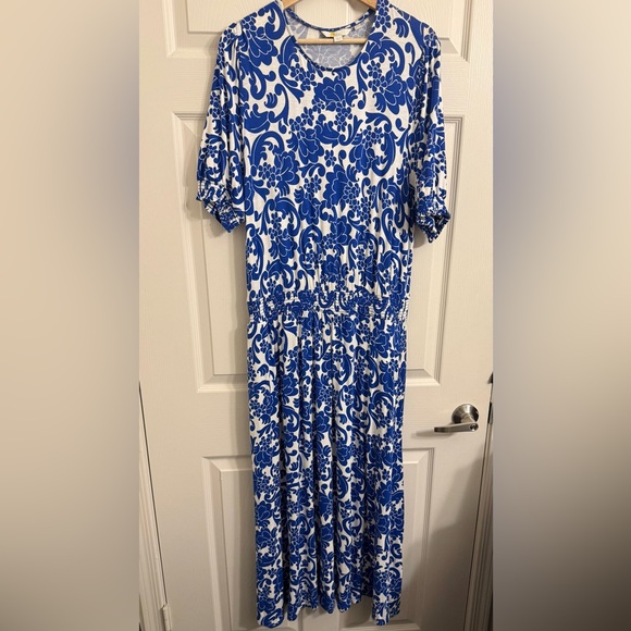 Boden Blue and White Floral Midi Knit Dress - Picture 2 of 9